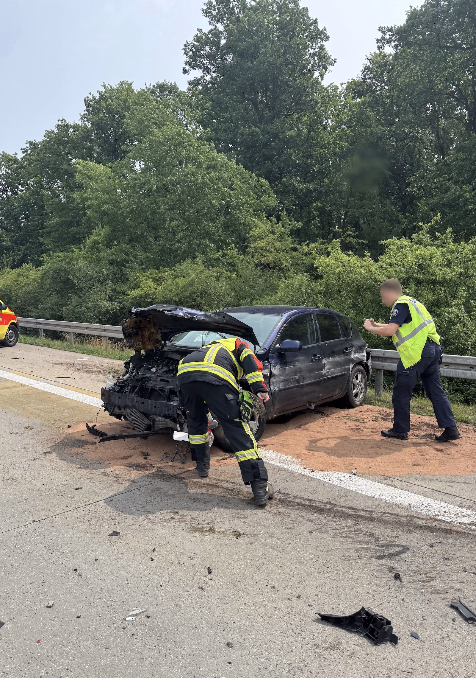 08.06.2025 – Hilfeleistung Verkehrsunfall – BAB9 AS Klein Marzehns – AS Niemegk