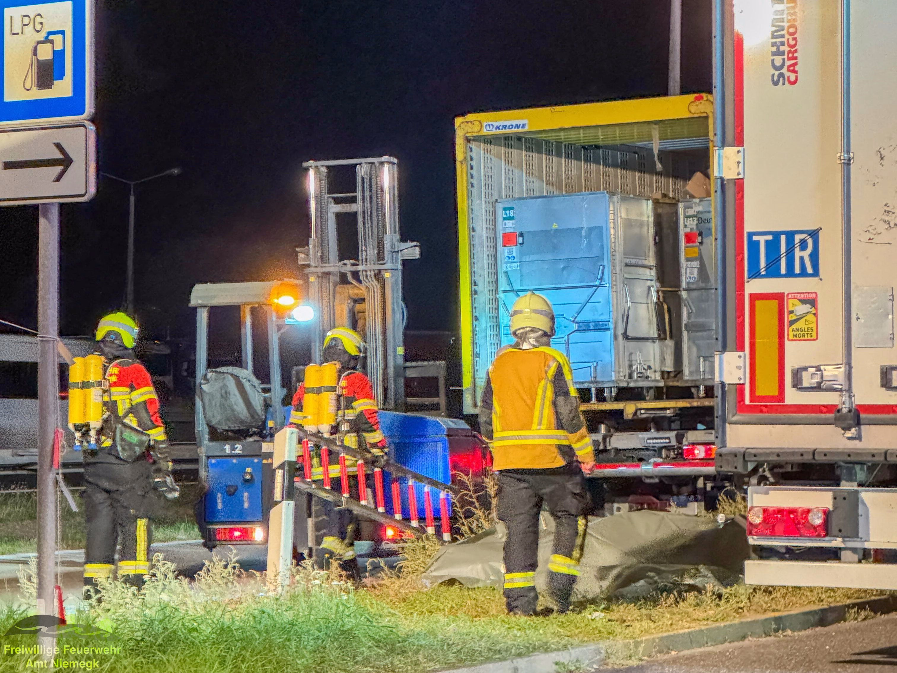 26.08.2025 – Hilfeleistung Gefahrgut – BAB9 Rastplatz Fläming