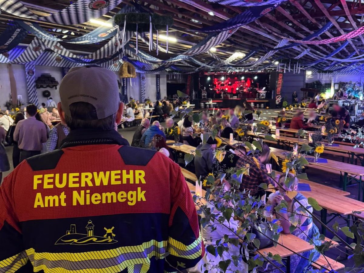 04.10.2025 – Brandsicherheitswache – Oktoberfest