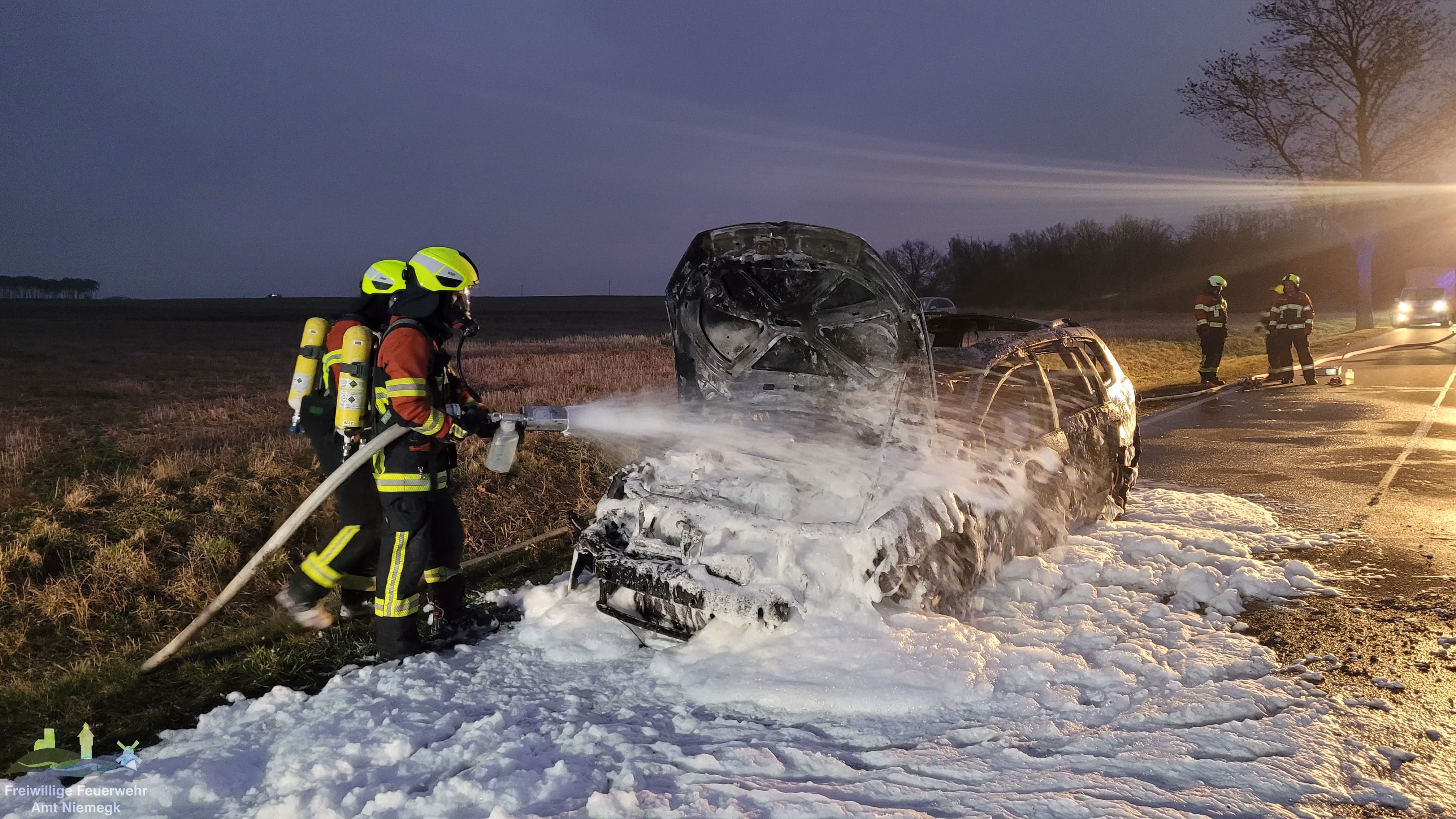 22.12.2025 – Brand PKW – L85 OV Nichel – Jeserig