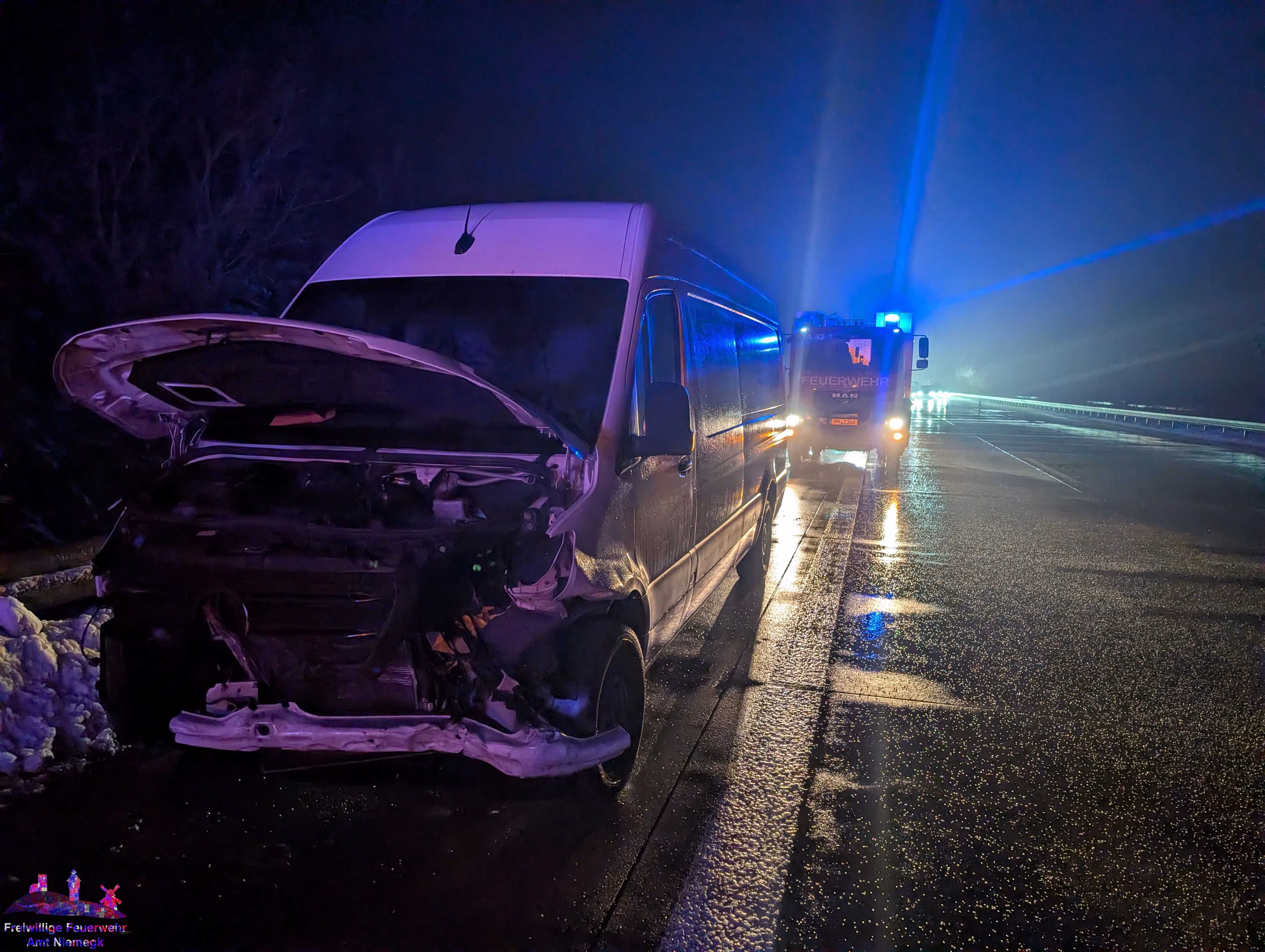 13.01.2026 – Hilfeleistung Verkehrsunfall – BAB9 AS Niemegk – AS Brück
