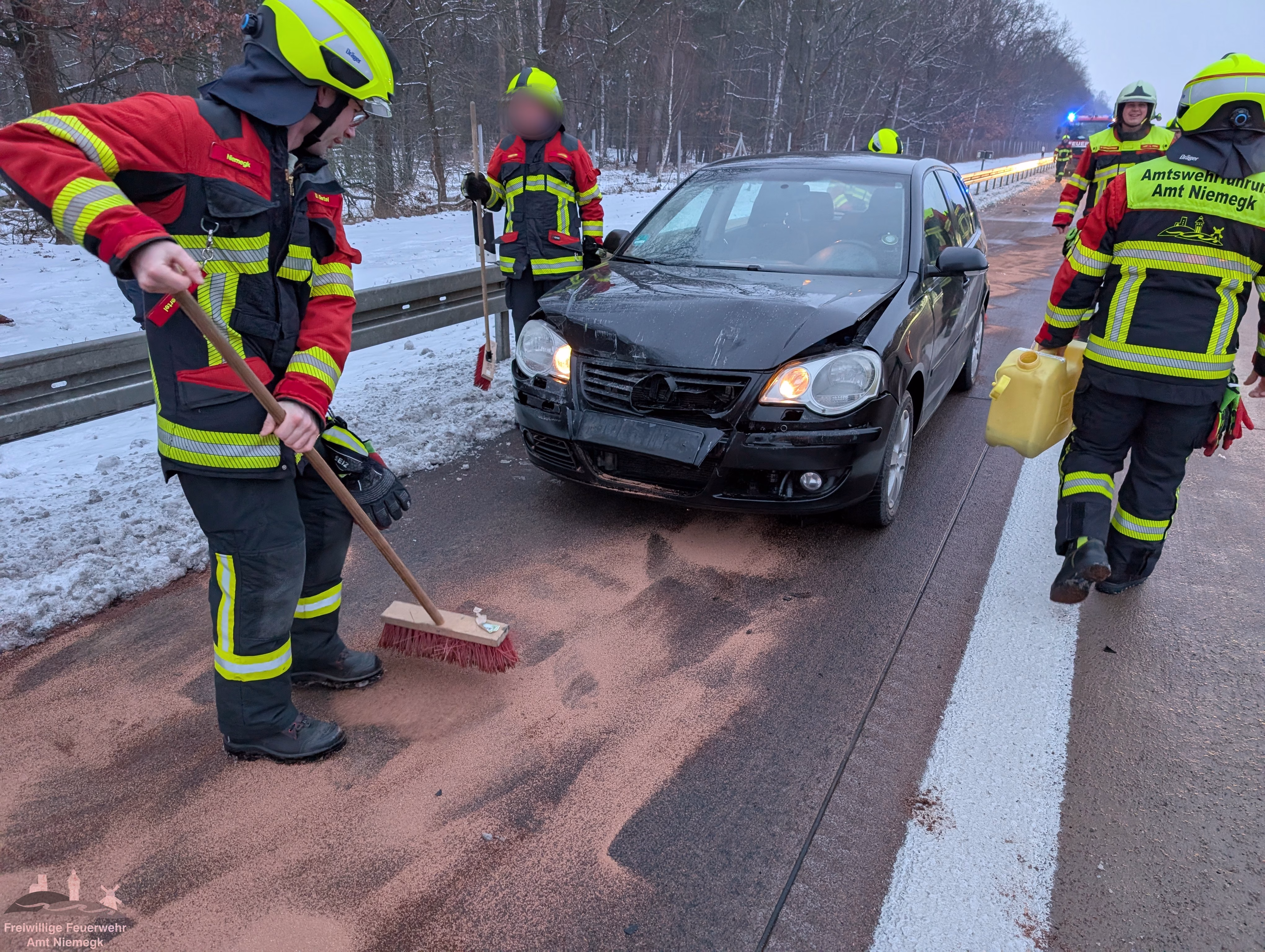 31.01.2026 – Hilfeleistung Verkehrsunfall – BAB9 AS Niemegk – AS Klein Marzehns